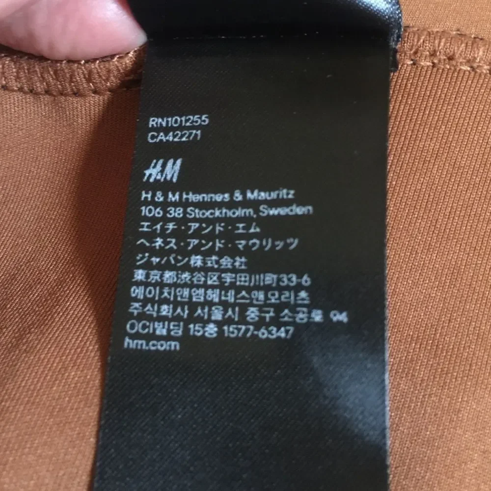 H&M Black Circle Midi Skirt - Picture 9 of 10